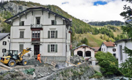 010 - die weisse Villa wird verschoben 2020